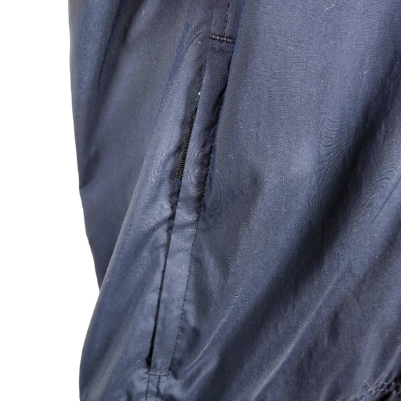 Men's Adidas waterproof Short-Sleeved Golf Overshirt, Size M - Picture 7 of 13